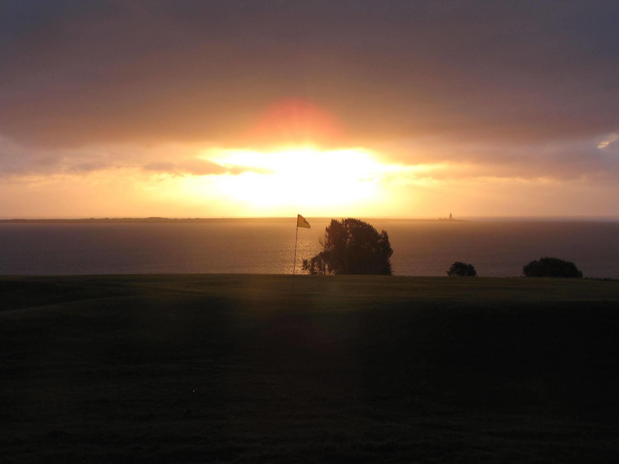 Seacliff Holiday Homes No 2 By Trident Holiday Homes Dunmore East Esterno foto